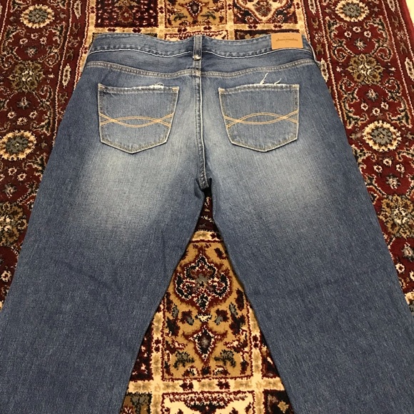 Abercrombie 2010s era - Picture 3 of 8